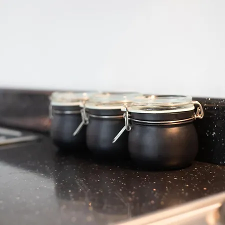 Vakantiehuis Budget 2-bed House 10mins To Centre Leeds (West Yorkshire)