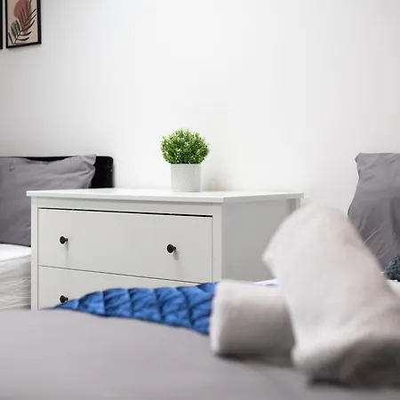 Budget 2-bed House 10mins To Centre Holiday home Leeds (West Yorkshire)