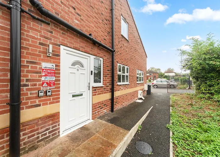 Budget 2-bed House 10mins To Centre Сasa de vacaciones Leeds (West Yorkshire)