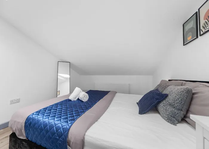 Сasa de vacaciones Budget 2-bed House 10mins To Centre